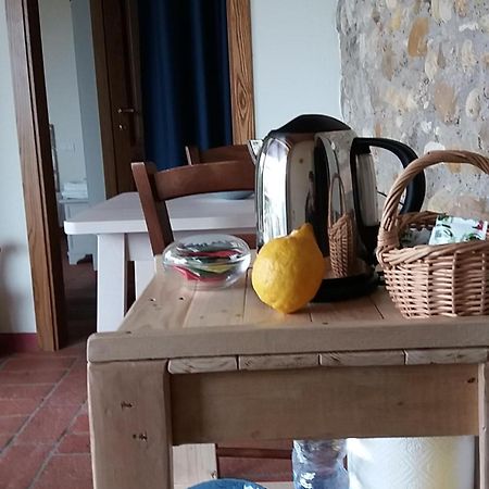 Il Fienile Holiday Home 르 포르나세테 외부 사진